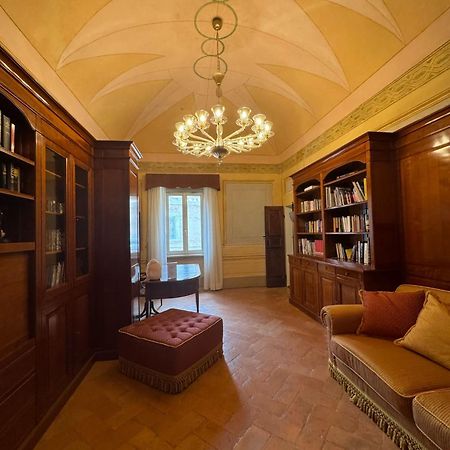 Urbino Apartments - Palazzo Paltroni Studio Exterior foto